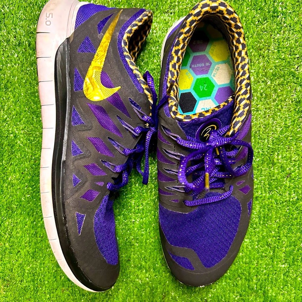 Nike Free 5.0
Doernbecher (2014) Men’s 11